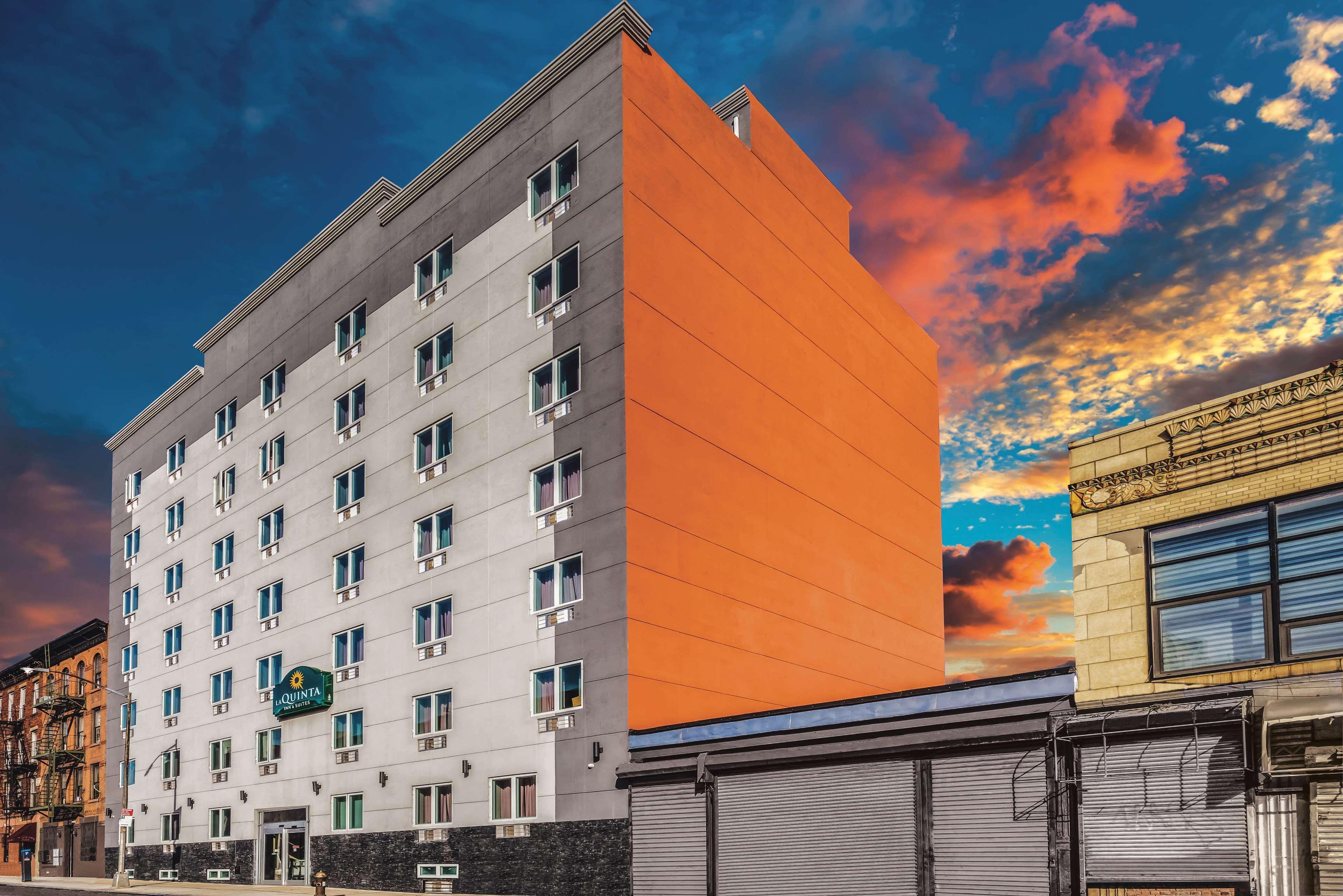 La Quinta By Wyndham Brooklyn Central New York Exterior foto